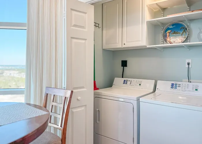 Palacio Unit 1606 Apartment