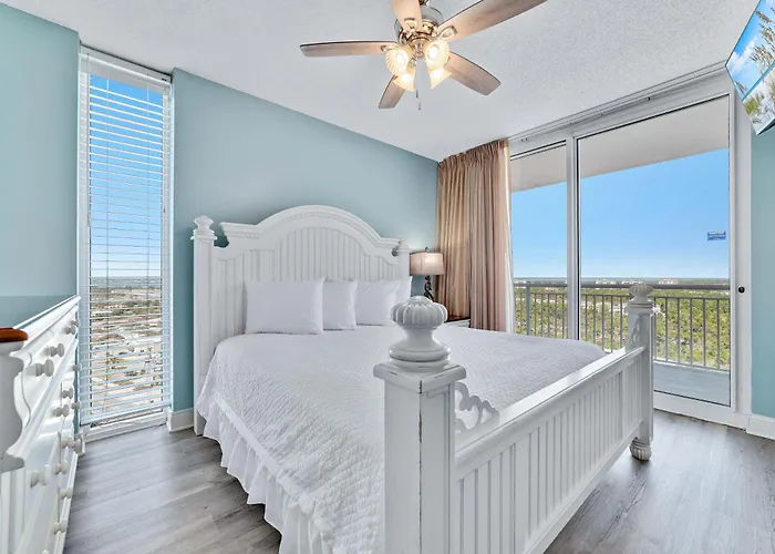 Apartment Palacio Unit 1606